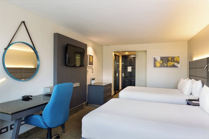Crowne Plaza Corobici, an IGH Hotel