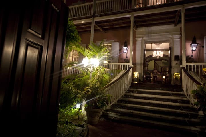 Graycliff Hotel And Restaurant