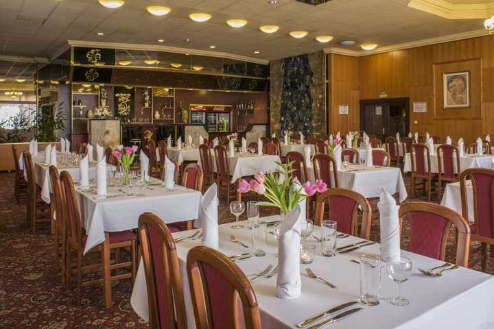 TOP HOTEL Praha & Conference Centre