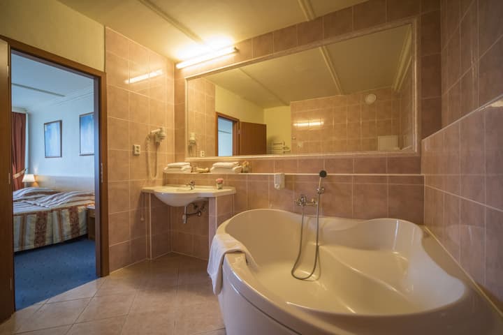 TOP HOTEL Praha & Conference Centre