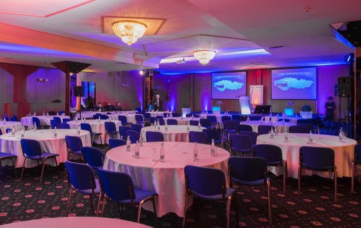 TOP HOTEL Praha & Conference Centre