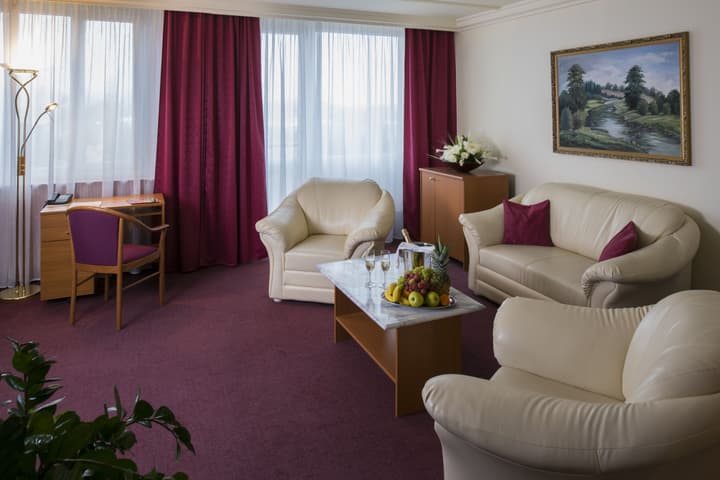 TOP HOTEL Praha & Conference Centre