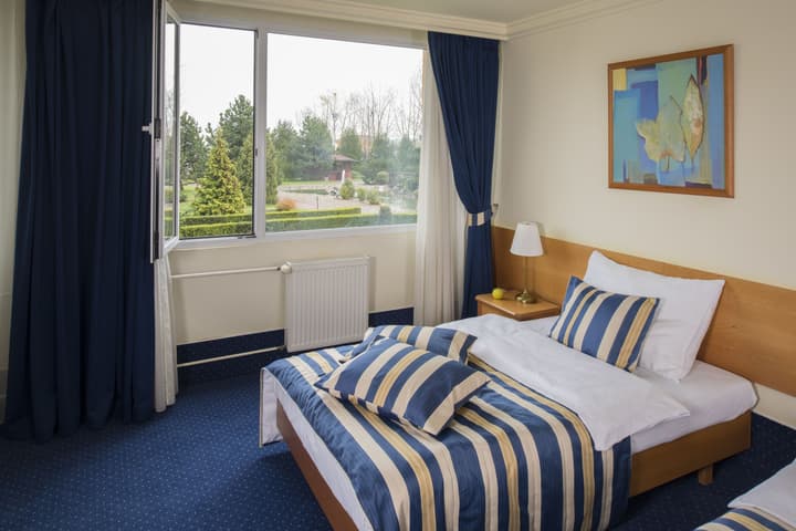 TOP HOTEL Praha & Conference Centre