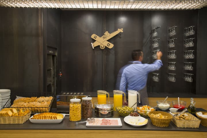 Hotel Olympic