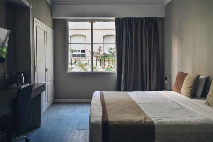 1253 Recoleta Small Hotel