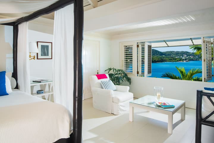 Round Hill Hotel And Villas