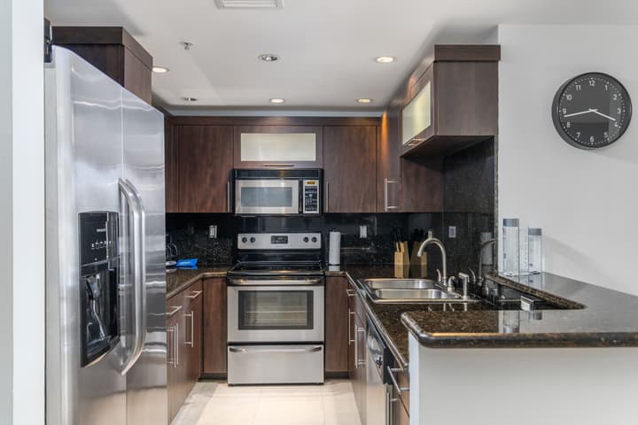 Fortune House Hotel Suites