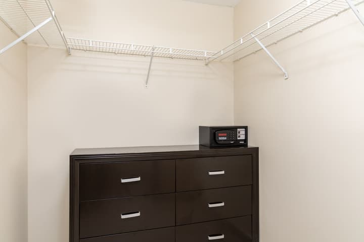 Fortune House Hotel Suites