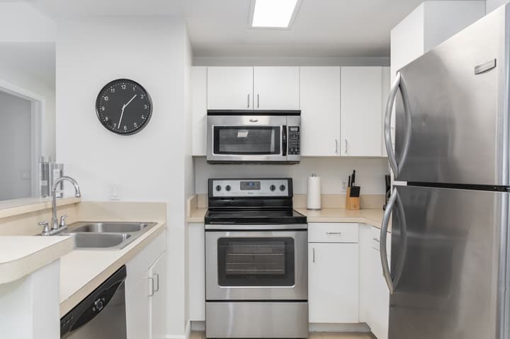 Fortune House Hotel Suites