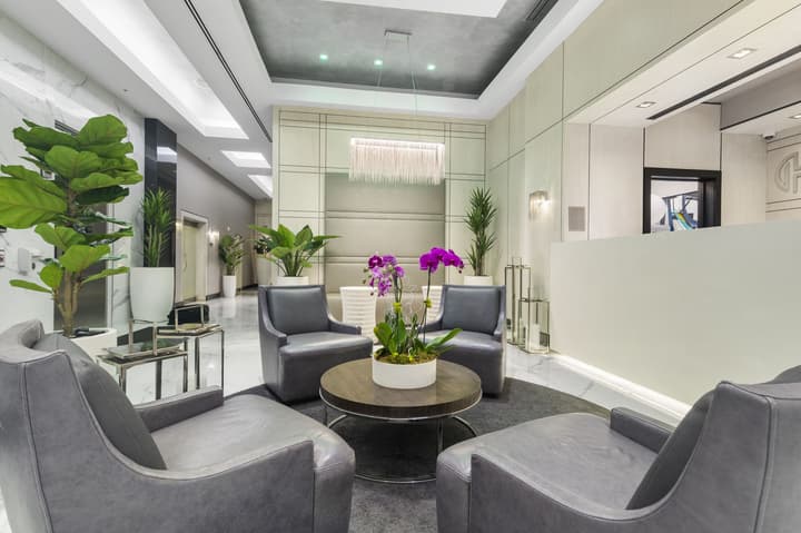 Fortune House Hotel Suites