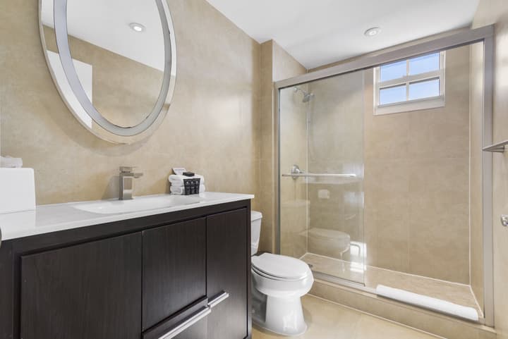 Fortune House Hotel Suites