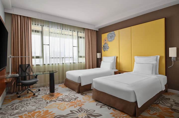 Paradox Singapore