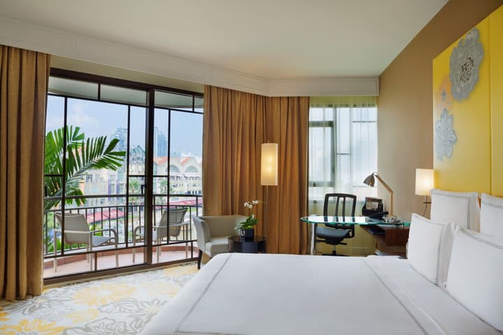 Paradox Singapore