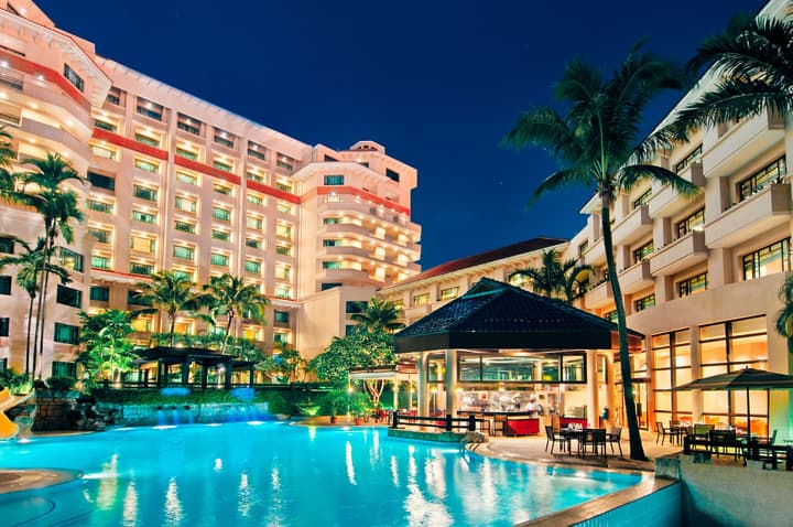 Paradox Singapore
