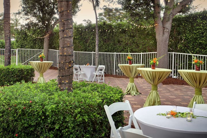 Hilton Naples