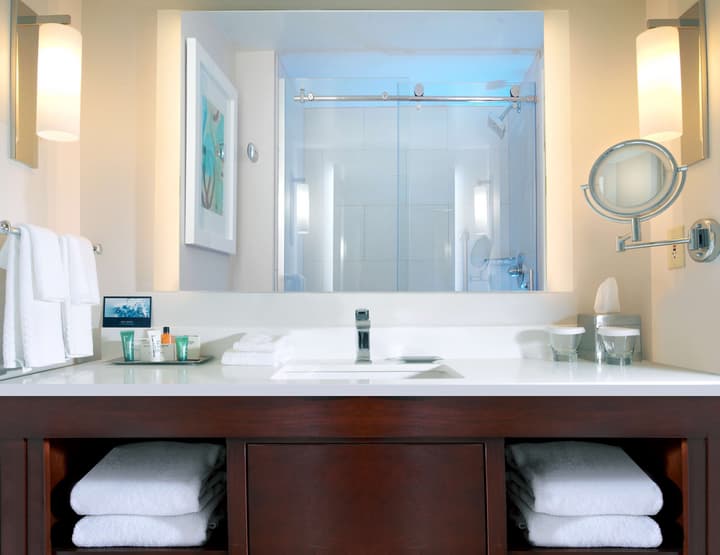 Hilton Naples