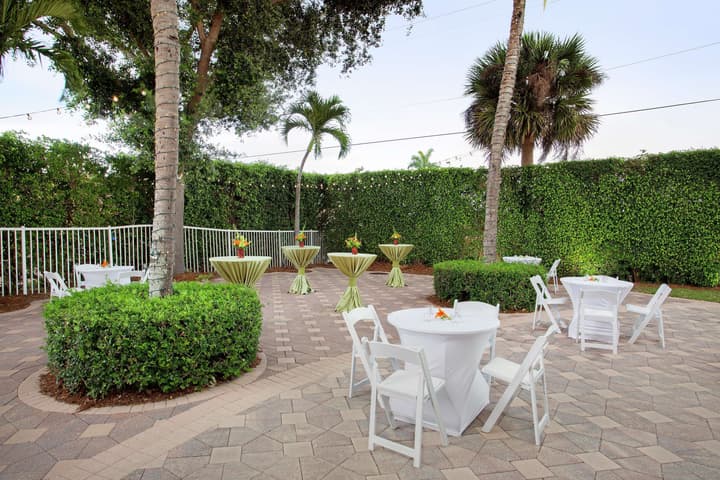 Hilton Naples