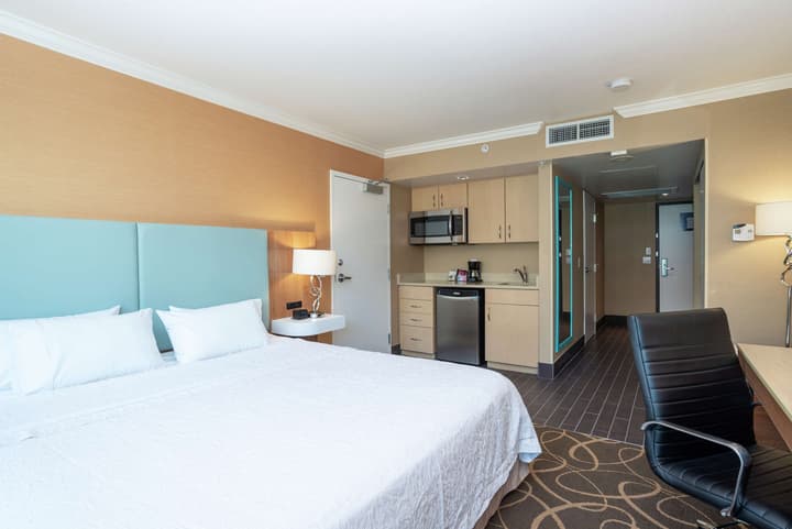 Hampton Inn and Suites by Hilton, Downtown Vancouver
