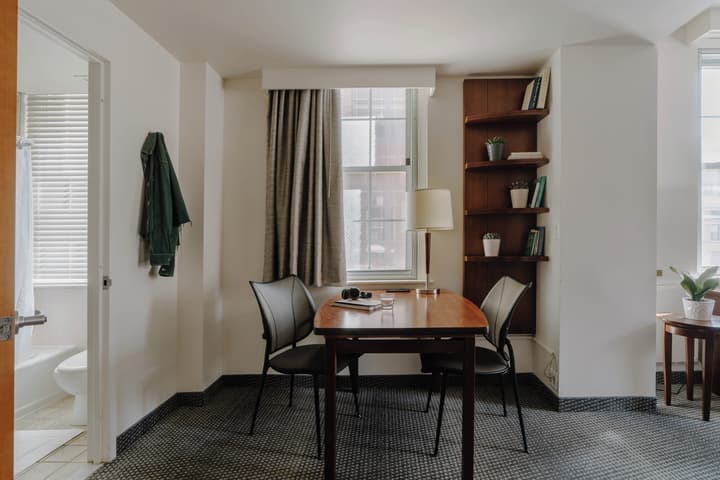 Club Quarters Hotel Rittenhouse Square, Philadelphia