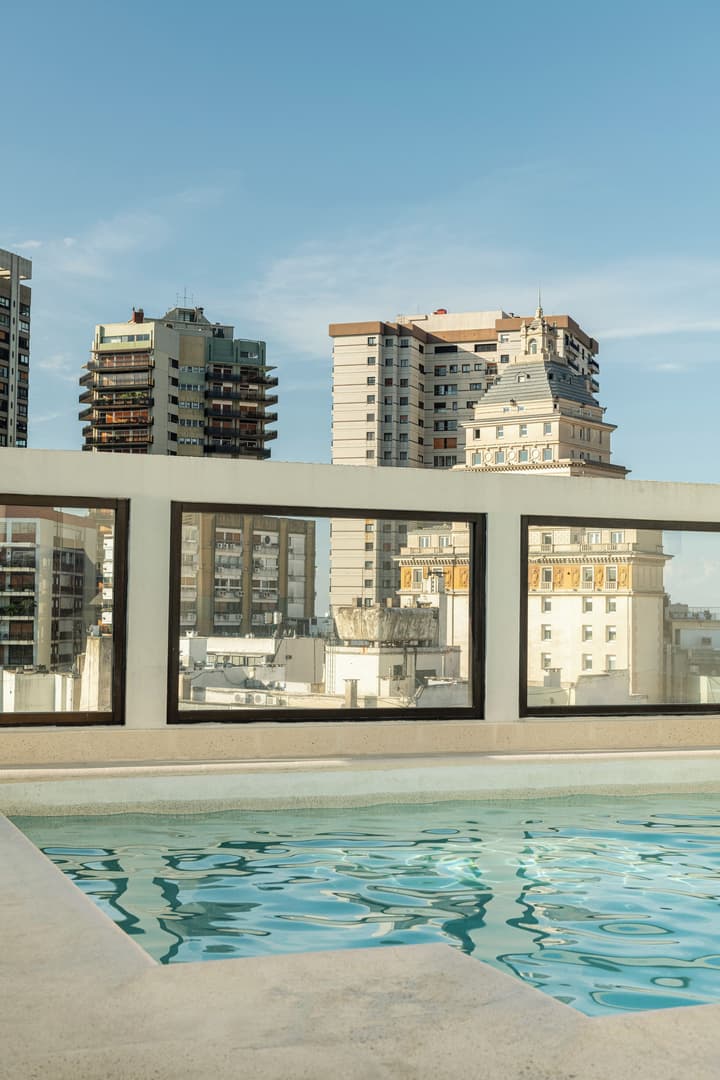Argenta Tower Hotel & Suites