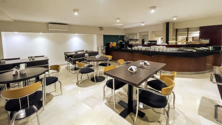 HR Plaza Luxor