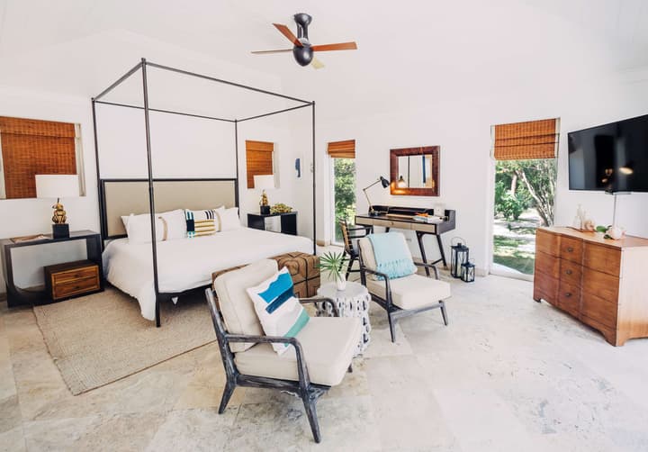 Pink Sands Resort