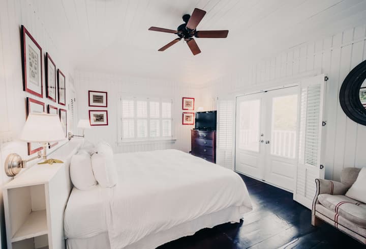Pink Sands Resort