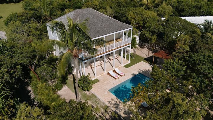 Pink Sands Resort
