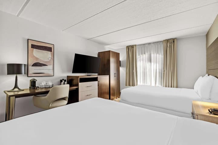 Sonesta Essential Orlando Airport
