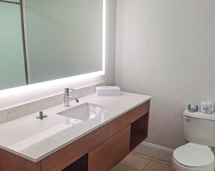 Sonesta Essential Orlando Airport