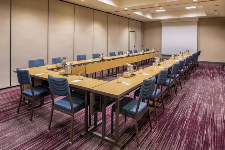 Courtyard by Marriott Seattle Federal Way