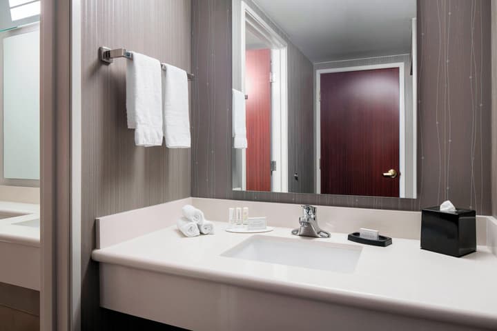 Courtyard by Marriott Seattle Federal Way