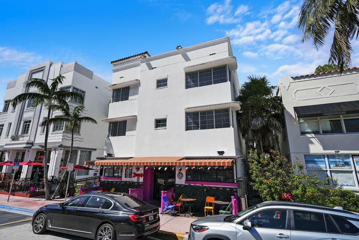The Whitelaw Hotel
