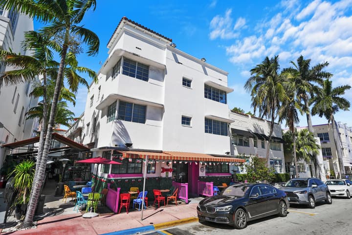 The Whitelaw Hotel