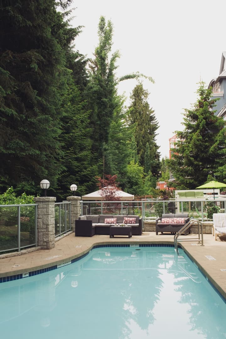 Summit Lodge Boutique Hotel