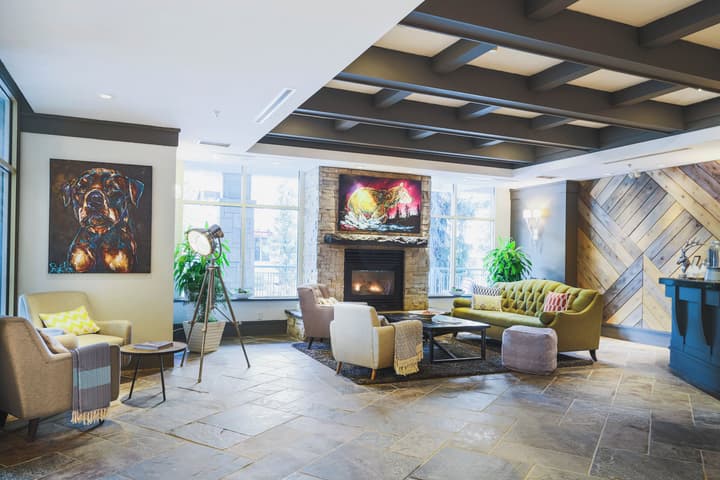 Summit Lodge Boutique Hotel