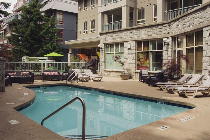 Summit Lodge Boutique Hotel