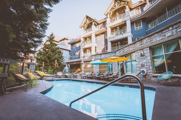 Summit Lodge Boutique Hotel