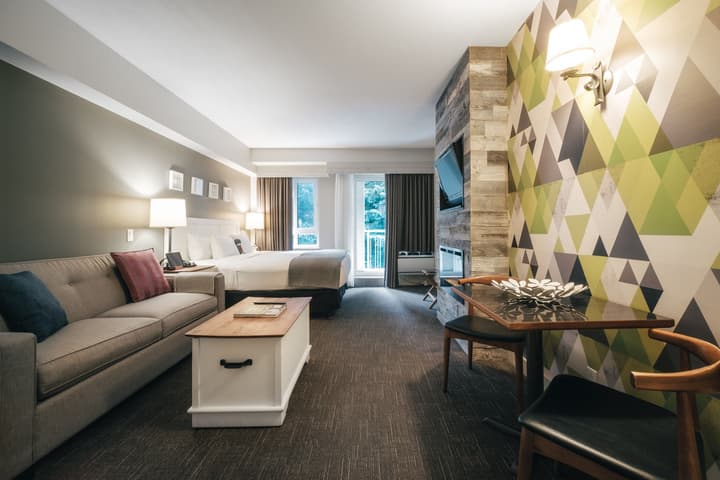 Summit Lodge Boutique Hotel