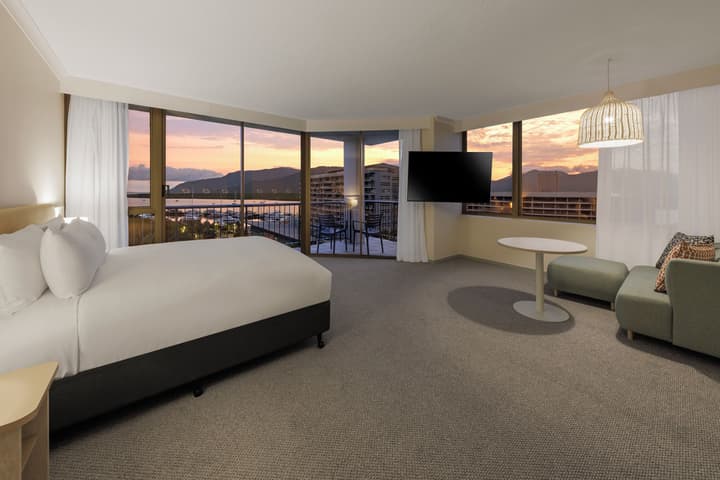 Pacific Hotel Cairns