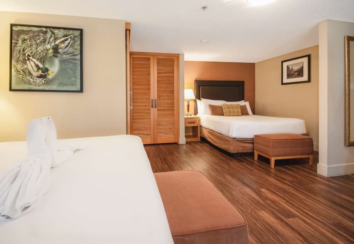 Coast Hillcrest Hotel