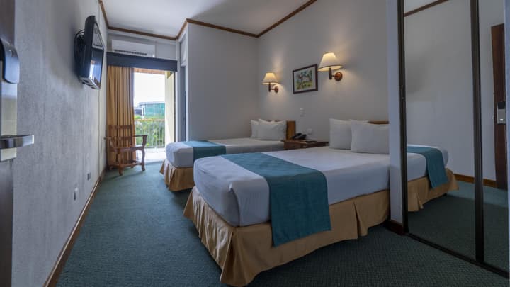 Best Western Hotel & Casino Kamuk