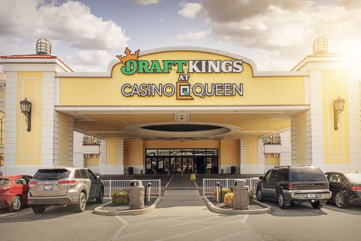 Casino Queen Hotel
