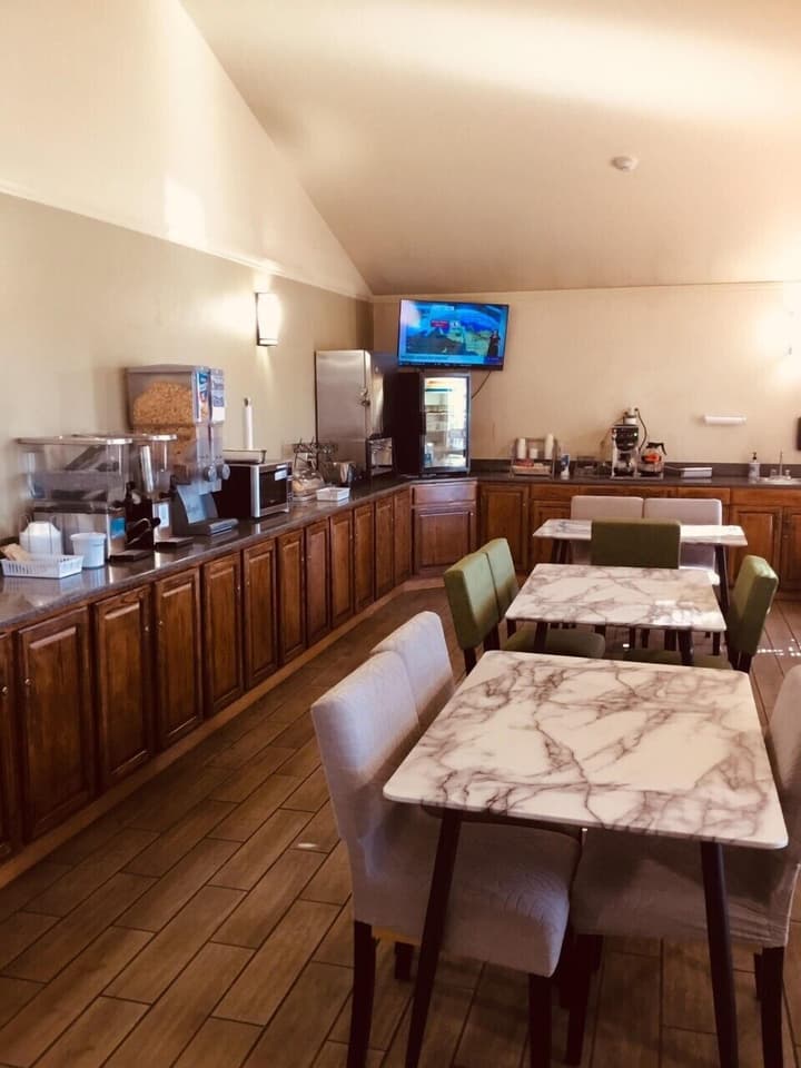 Super 8 by Wyndham Cheyenne WY