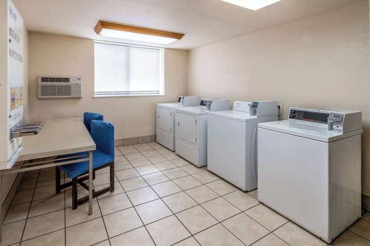 Super 8 by Wyndham Cheyenne WY