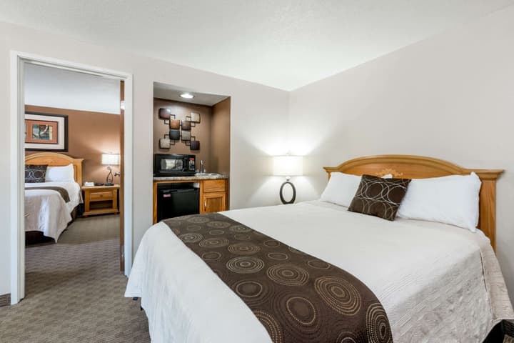 Super 8 by Wyndham Deadwood / Black Hills Area