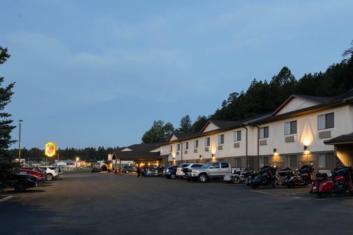 Super 8 by Wyndham Custer/Crazy Horse Area