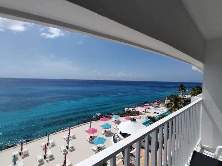Coral Princess Hotel & Dive Resort