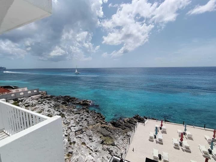 Coral Princess Hotel & Dive Resort