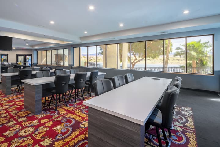 Edgewater Hotel & Casino Resort